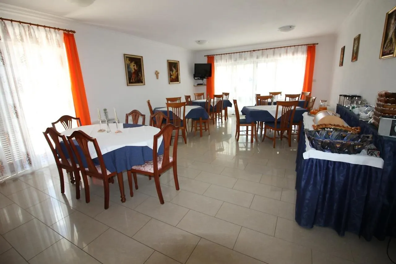 Villa Sojat Цриквеница Отель типа 