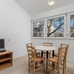 https://rona-apartments-volta.pula-hotels.org